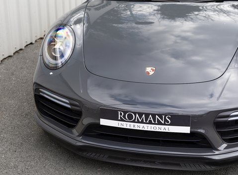 Porsche 911 Turbo S (991.2) 25
