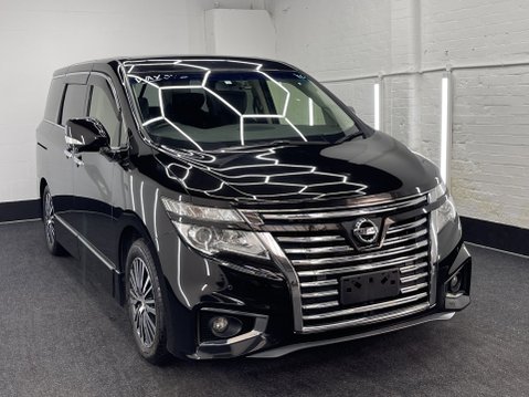 Nissan Elgrand E52 3.5 V6 4WD Highway Star, PNE52 2