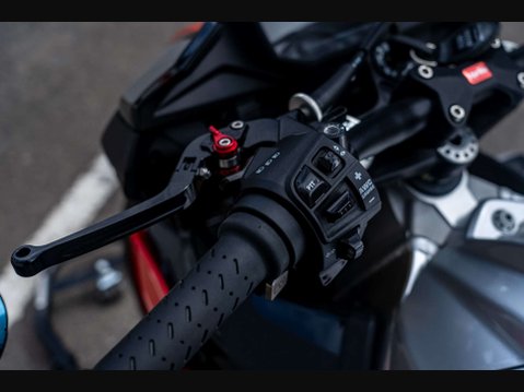 Aprilia Tuono 1.1 Tuono V4 1100 Factory 20