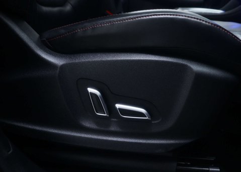 MG HS 1.5 MG HS Exclusive Semi-Auto 5dr 37