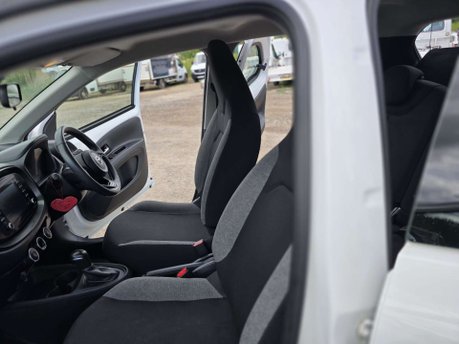 Toyota Aygo X 1.0 VVT-i Pure Hatchback 5dr Petrol x-shift Euro 6 (s/s) (72 ps) 30
