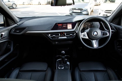 BMW 1 Series 118D M SPORT 3
