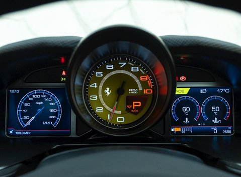 Ferrari 812 Superfast 15