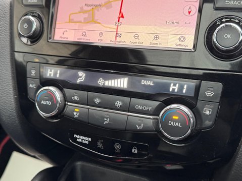 Nissan Qashqai 1.3 DIG-T Tekna Euro 6 (s/s) 5dr 27