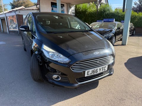 Ford S-Max 2.0 TDCi Titanium Euro 6 (s/s) 5dr 13