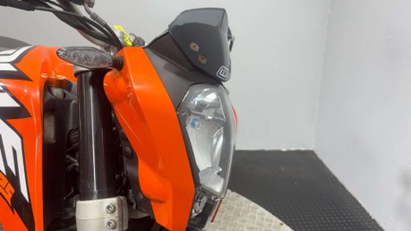 KTM Duke 2014 29K RUNNING PROJECT BIKE SUPERMOTO NAKED BIKE 125CC 15BHP 27