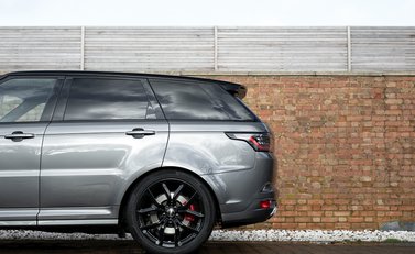 Land Rover Range Rover Sport 5.0 SVR 24