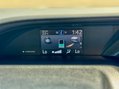 Toyota Noah Hybrid G 15