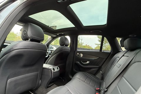 Mercedes-Benz GLC GLC 350 D 4MATIC AMG LINE PREMIUM PLUS -360 CAMERAS -FULL M/B SERVICE HIST 35