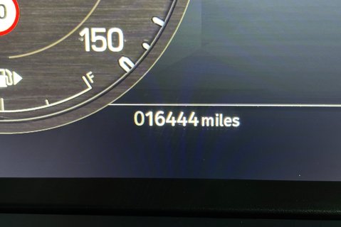 Land Rover Defender 130 D300 Outbound 5dr 44