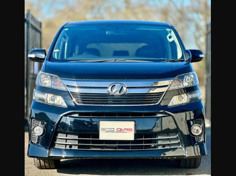 Toyota Vellfire Golden Eyes II Edition 5