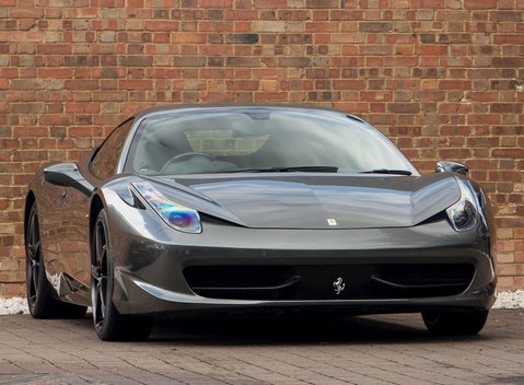 Ferrari 458 Italia 1