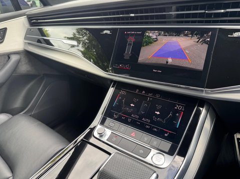 Audi Q7 TDI QUATTRO S LINE MHEV 34