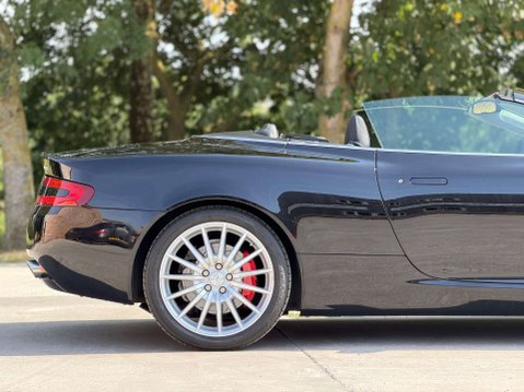 Aston Martin DB9 5.9 DB9 Volante Auto 2dr 24