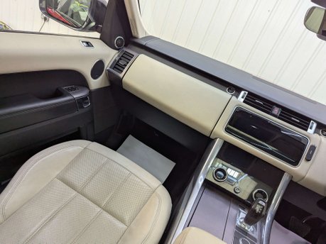 Land Rover Range Rover Sport 3.0 Range Rover Sport HSE SDV6 Auto 4WD 5dr 45