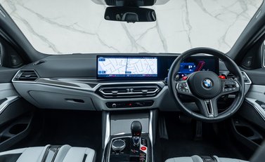 BMW M3 COMPETITION M XDRIVE TOURING 17