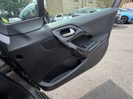 Peugeot 208 PURETECH S/S SIGNATURE 15