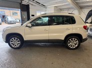 Volkswagen Tiguan 2.0 TDI Match SUV 5dr Diesel DSG 4WD Euro 5 (140 ps) 35