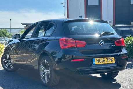 BMW 1 Series 1.5 118i Sport Hatchback 5dr Petrol Manual Euro 6 (s/s) (136 ps) 6