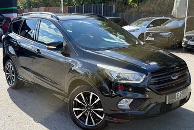 Ford Kuga ST-LINE TDCI - FULL SERVICE HISTORY WITH 9 STAMPS! - NEW MOT