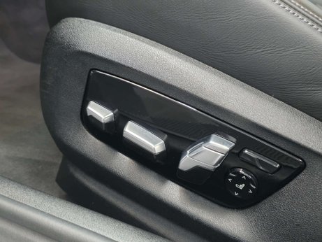 BMW M5 4.4 V8 GPF Saloon 4dr Petrol Steptronic xDrive Euro 6 (s/s) (600 ps) 21