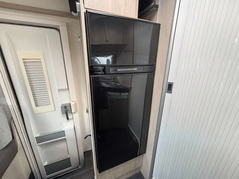 Chausson Flash Automatic | Flash 610 | 4 Berth | 4 Belts | Large Lounge | Rear Bathroom 19