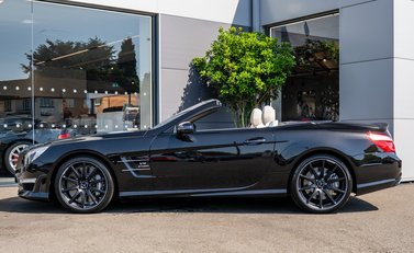 Mercedes-Benz SL Class SL63 AMG 3