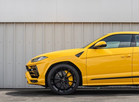 Lamborghini Urus 29