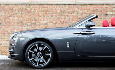 Rolls-Royce Dawn 19