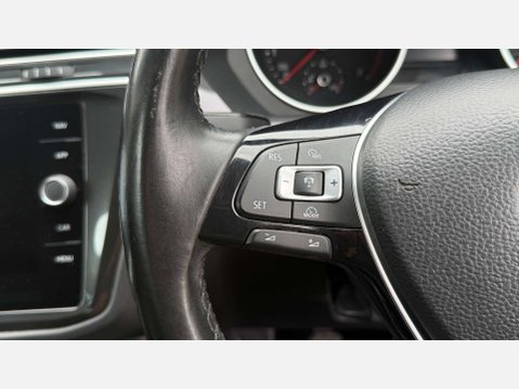 Volkswagen Tiguan 1.4 Tiguan SE Nav TSi 5dr 27