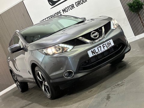 Nissan Qashqai 1.2 DIG-T N-Connecta 2WD Euro 6 (s/s) 5dr 13