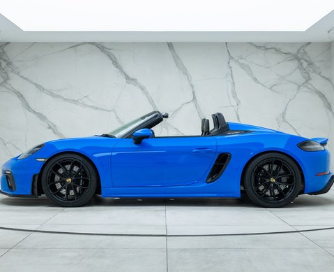 Porsche 718 SPYDER 