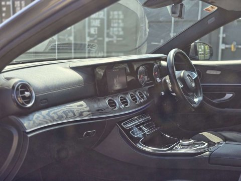 2017 Mercedes-Benz E-Class thumbnail 11