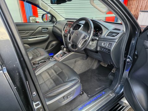 Mitsubishi L200 DI-D BARBARIAN X DCB Auto 14