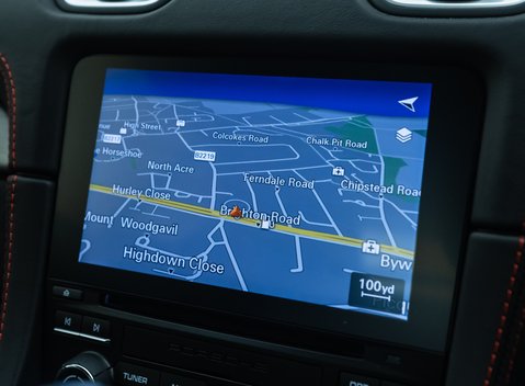 Porsche Cayman GT4 (718) 20