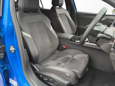 Vauxhall Astra 115kW Ultimate 54kWh 5dr Auto 18
