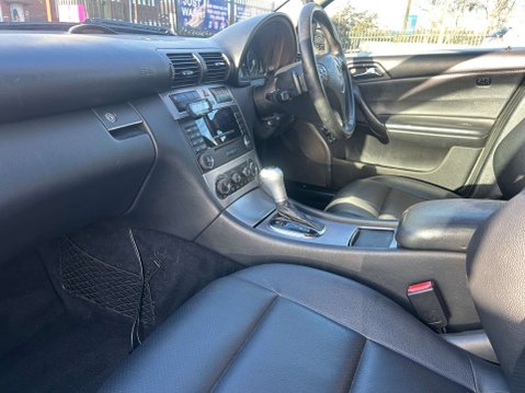 Mercedes-Benz C Class 2.1 C200 CDi Sport Edition Auto 5dr 13