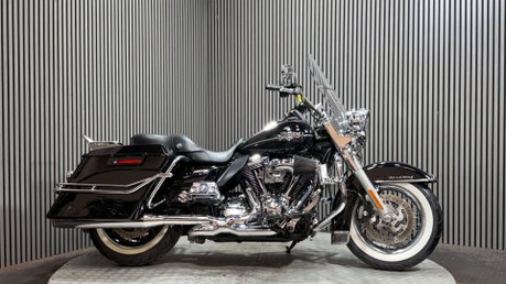 Harley-Davidson Touring 1690 FLHRC ROADKING CLASSIC 2012, MANY EXTRAS, LONG MOT 4