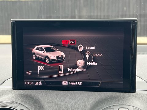 Audi Q2 TFSI SE 22