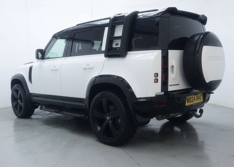 Land Rover Defender 3.0 Defender X-Dynamic HSE D300 MHEV A 4WD 5dr 11