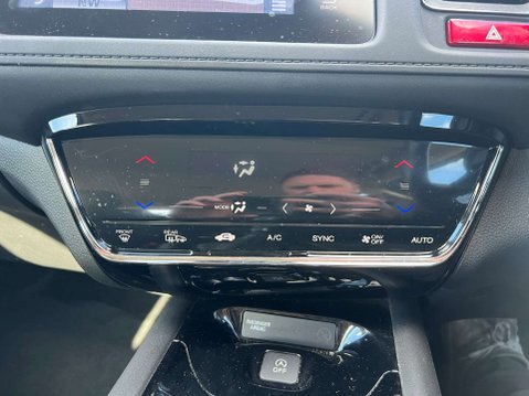 Honda HR-V 1.6 HR-V SE Navi i-DTec 5dr - NATIONAL DELIVERY* 30