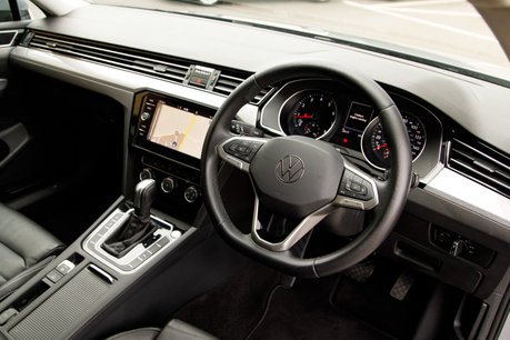 Volkswagen Passat SEL TSI EVO DSG