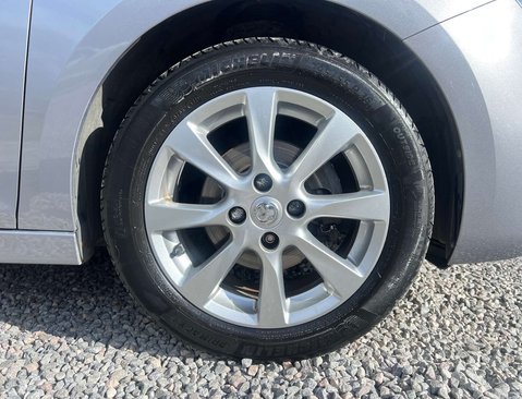 Vauxhall Corsa 1.2 Corsa SE 5dr 9