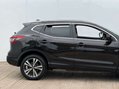Nissan Qashqai 1.3 Qashqai N-Connecta DiG-T 5dr 14