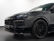 Porsche Cayenne 4.0T V8 GPF Turbo SUV 5dr Petrol TiptronicS 4WD Euro 6 (s/s) (550 ps) 35