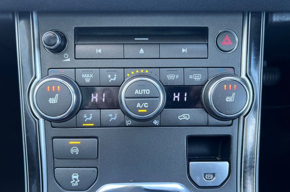 Land Rover Range Rover Evoque 2.2 ED4 PURE TECH COUPE PAN ROOF 40