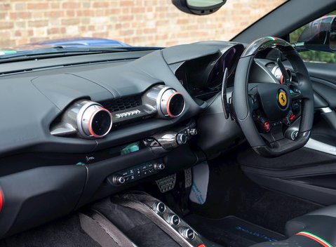 Ferrari 812 Superfast 15