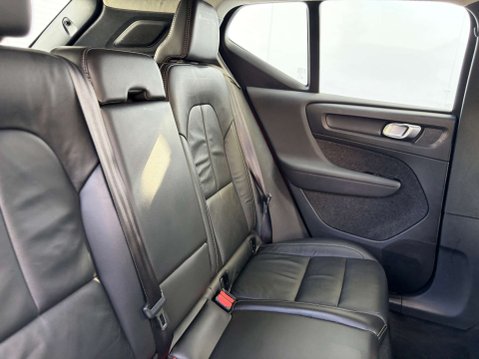 Volvo XC40 1.5 XC40 Inscription T3 5dr 33