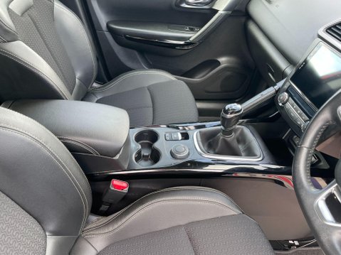 Renault Kadjar 1.6 dCi Dynamique S Nav 4WD Euro 6 (s/s) 5dr 16