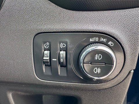 Vauxhall Crossland X ELITE 19